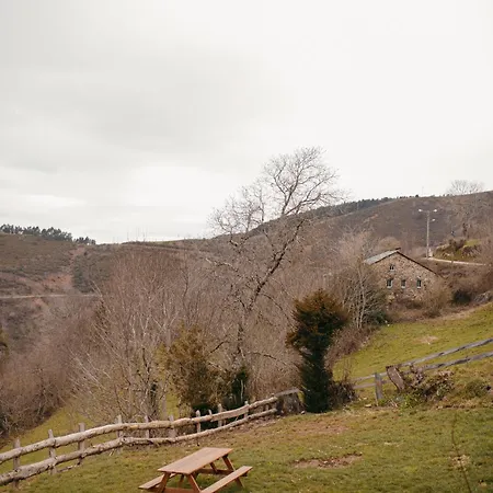 Chalet De Ancares